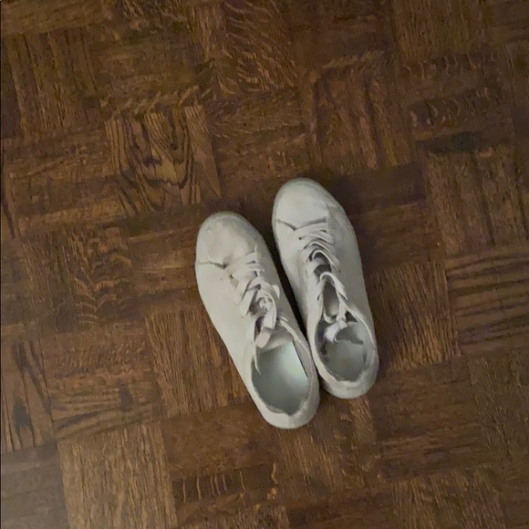 Comfortable shoes! - Picture 1 of 2